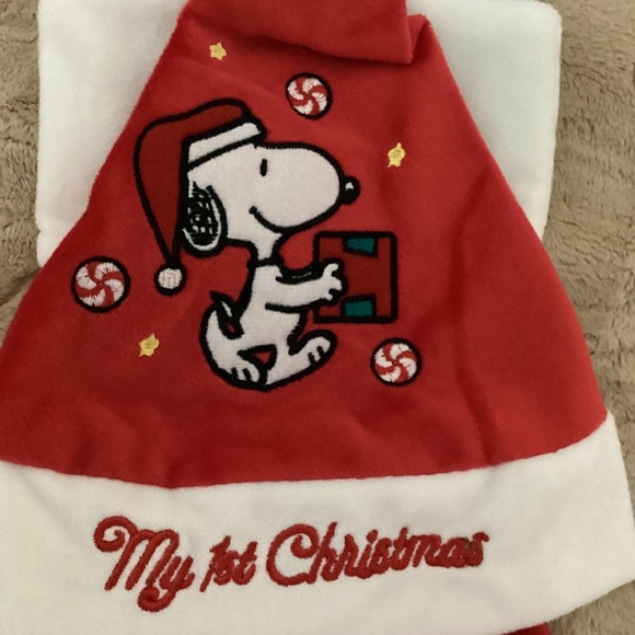 New Peanuts Snoopy My First Christmas Hat and Stocking Set - Picture 2 of 7
